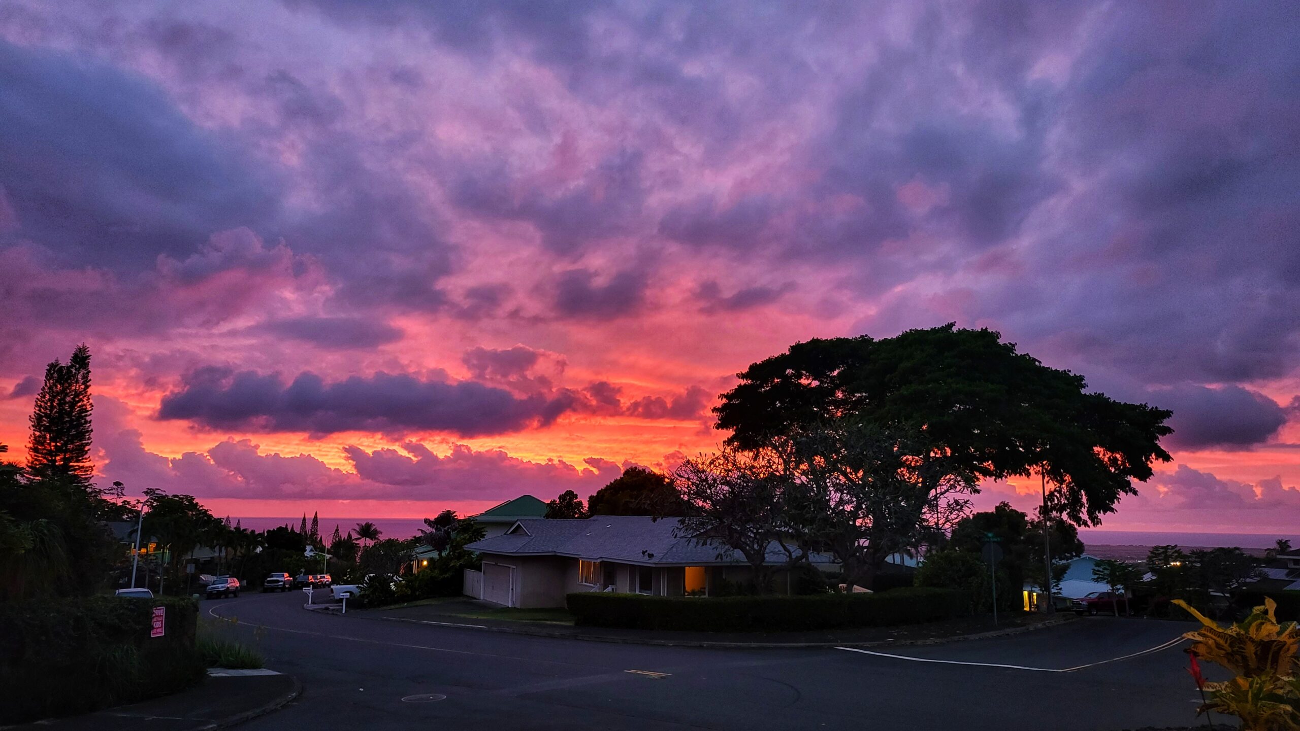 Kailua Kona: Home to the Most Purple Sunsets in Hawaii