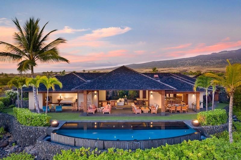Can a Pool Increase Your Property Values in Kailua Kona Hawaii? | Discover The Big Island Real Estate<br></noscript>